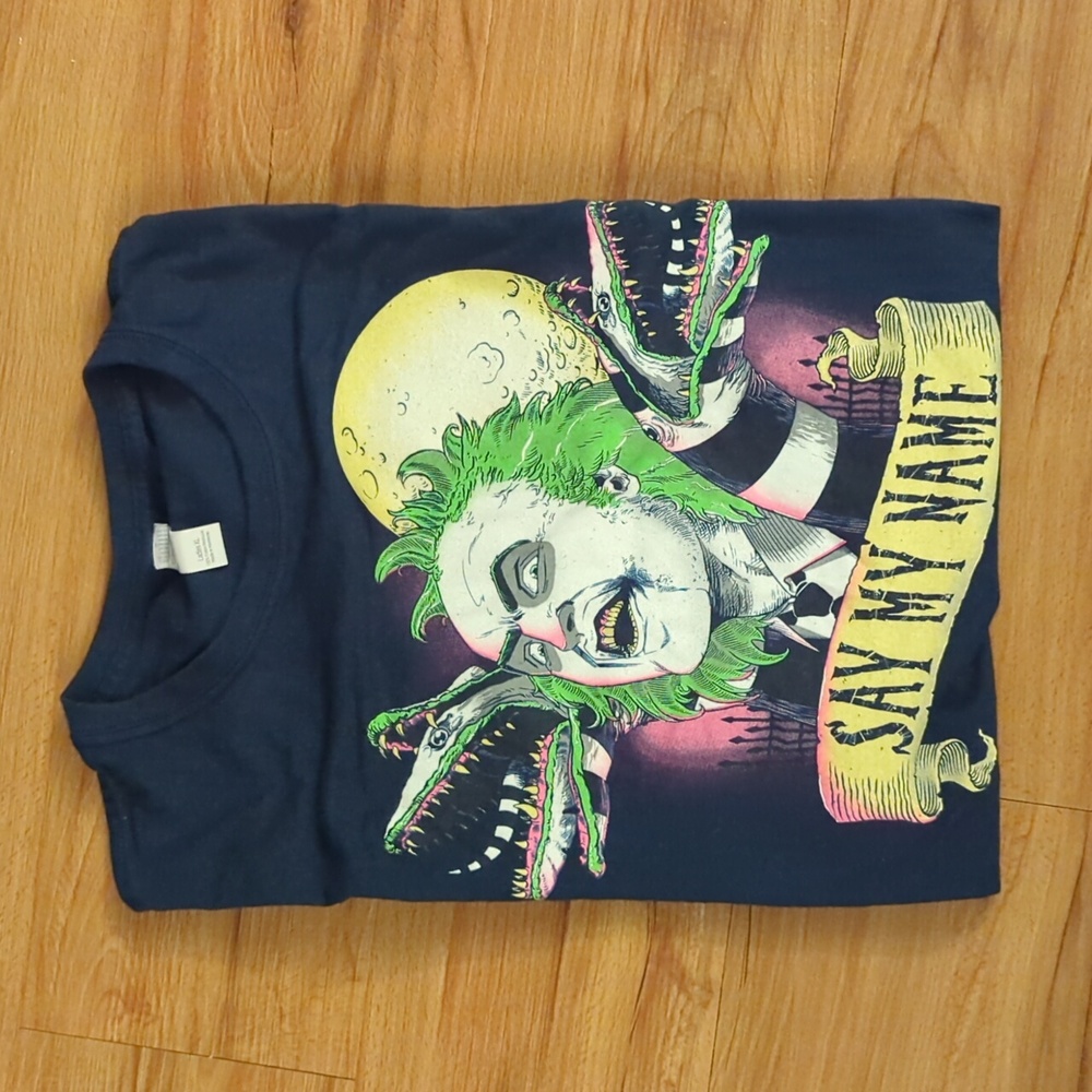 Graphic tee